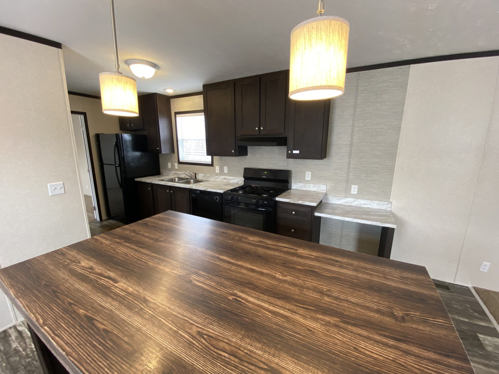 32695 Susan Ct New Haven MI 48048