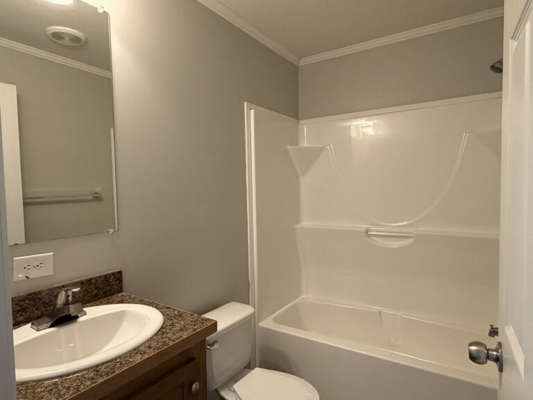 Gallery for 59296 Cary Lane, 0096 at Riverbrook: Image 7 of 8